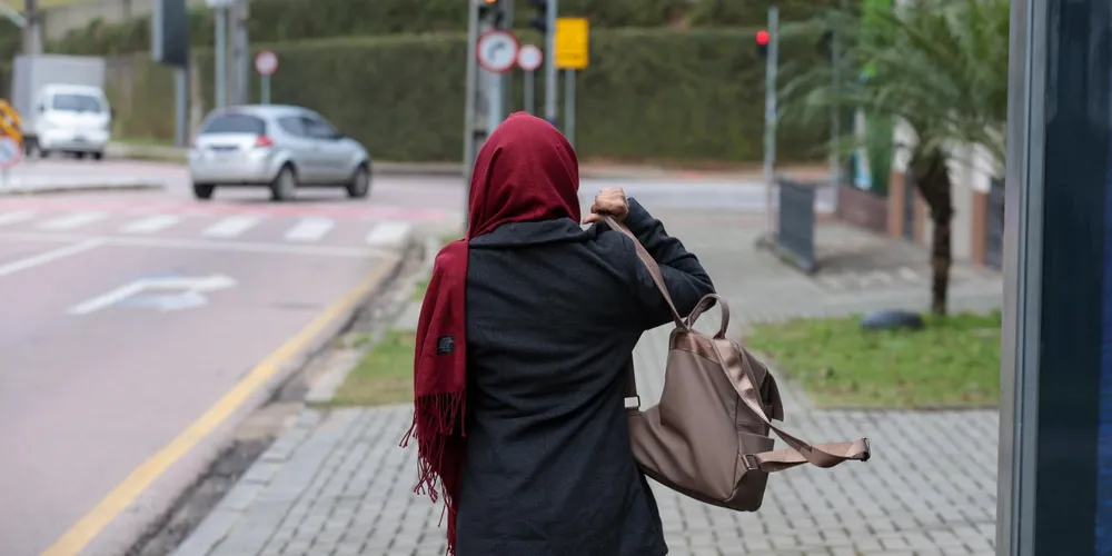 No Sul do Brasil, a frente fria já trouxe chuva e logo em seguida uma massa de ar frio
