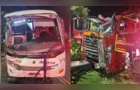 Caminhão dos bombeiros é atingido por ônibus em Telêmaco Borba