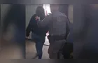 Jovem é presa após atacar o próprio pai com faca e copo de vidro