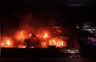 Incêndio de grandes proporções atinge fábrica da Colcci em Santa Catarina