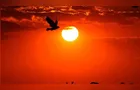 Paraná terá domingo de calor intenso e ventos de até 80 km/h, alerta Simepar