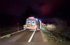 Motociclista morre após queda e atropelamento por caminhão na PR-427