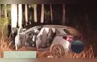 Mulher morre após carro bater em árvore na PRC-487 em Cândido de Abreu