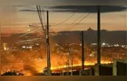 Bombeiros ficam feridos em combate a incêndio em PG