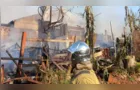 Incêndio destrói casa de casal de idosos no Paraná; materiais recicláveis podem ter espalhado o fogo