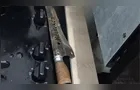 Mulher acusa marido de agressão e o persegue com faca em PG
