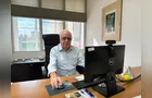 Homem de 96 anos ainda bate ponto na empresa onde foi contratado em 1950