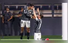 Corinthians aproveita falha, vence Bragantino e cola no G5 do Brasileirão