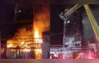 Casal de idosos morre em incêndio que destruiu prédio no Centro de Curitiba