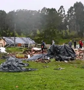 Sistema FAEP orienta produtores a registrar danos após tornado no Paraná