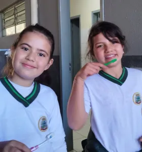 Aula do Vamos Ler e Unimed PG reforça projeto sobre saúde bucal em Imbaú