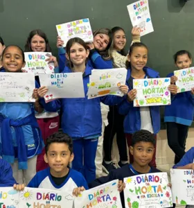 Educandos puderam criar seus próprios 'Diário da Horta'