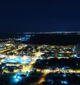 Carambeí inicia a colocação de mais um grande lote de lâmpadas em LED