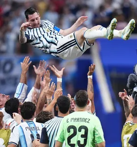 O feito ajuda a consolidar a geração liderada por Messi, que está em sua sexta Copa do Mundo
