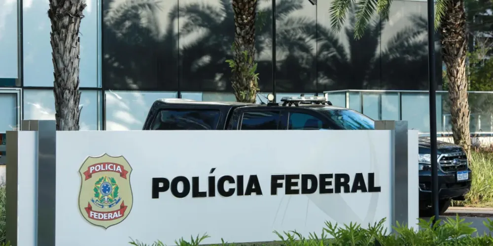 A Polícia Federal realiza a investigação