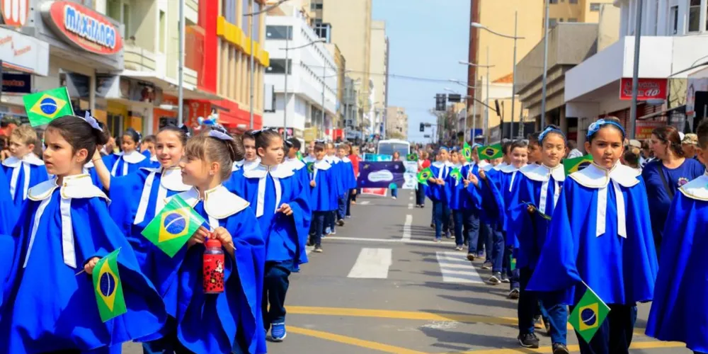 Desfile começa a partir das 8h da manhã