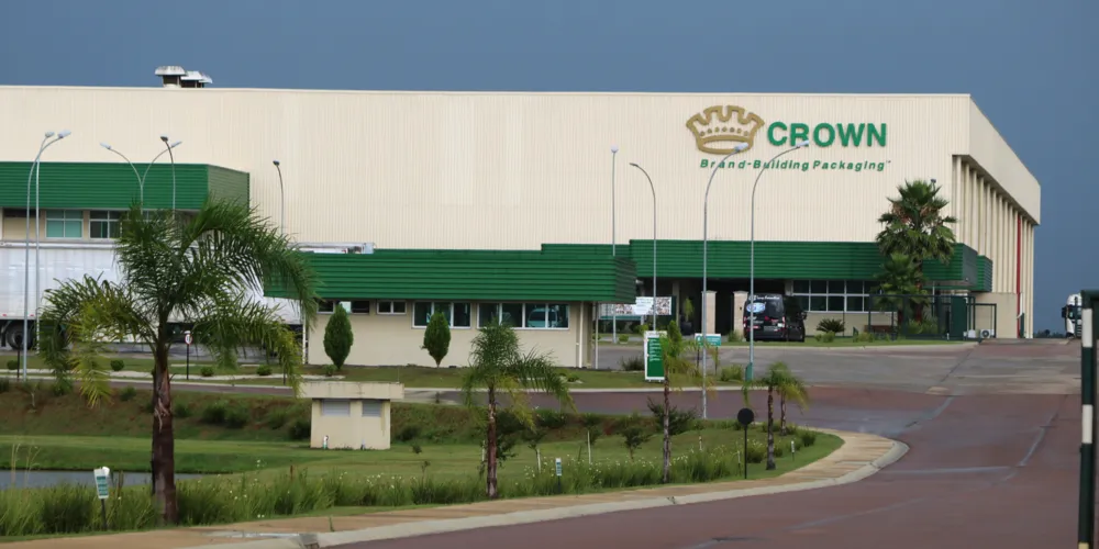 A Crown está localizada no Distrito Industrial de Ponta Grossa