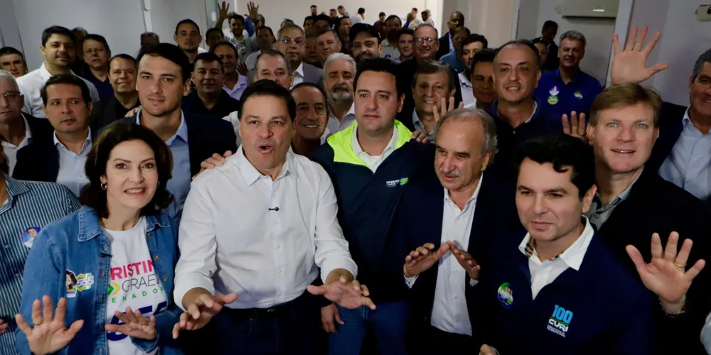 Sandro Alex (à esquerda), candidato ao Governo do Paraná
