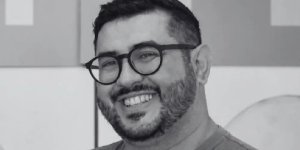 O jornalista Luiz Henrique Oliveira Alves, editor da Ric RECORD em Maringá, morreu aos 42 anos nesta sexta-feira (25), vítima de um câncer