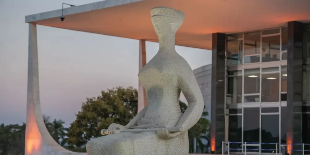 A fachada do Supremo Tribunal Federal (STF), localizada na Praça dos Três Poderes em Brasília