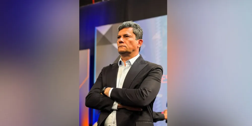 Candidato reafirma apoio a Flávio Bolsonaro e critica mentiras e ofensas na campanha eleitoral