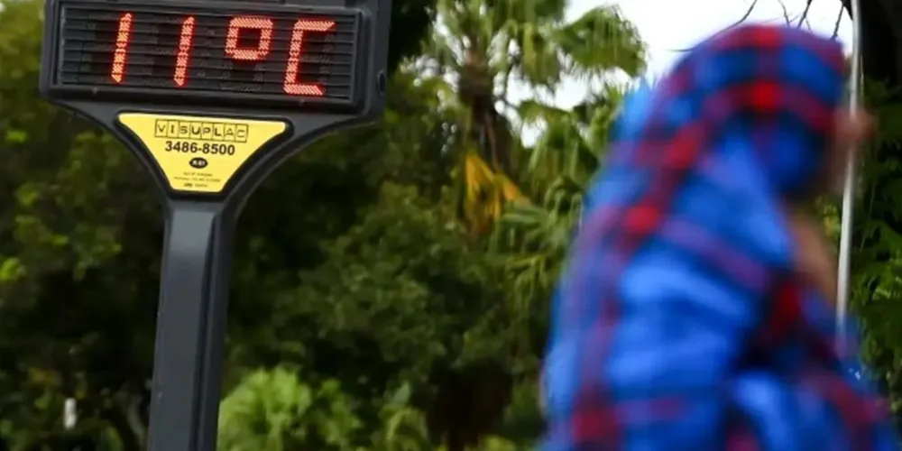A entrada de uma massa de ar mais frio também provoca queda nas temperaturas