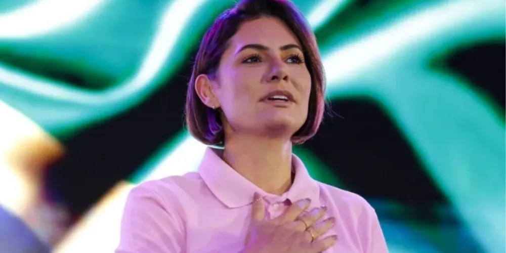 Michelle Bolsonaro assumirá uma cadeira no Senado Federal a partir de 2027