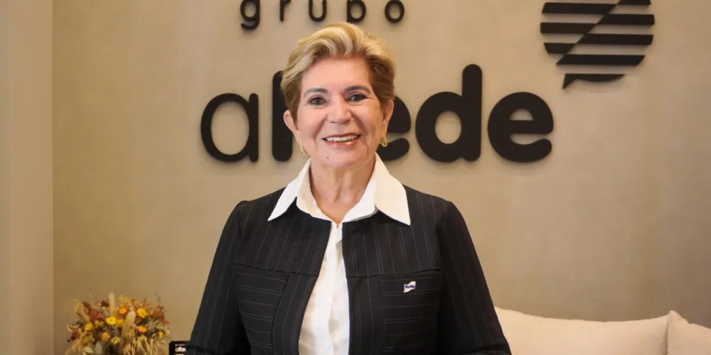 Elizabeth Schmidt, prefeita de Ponta Grossa