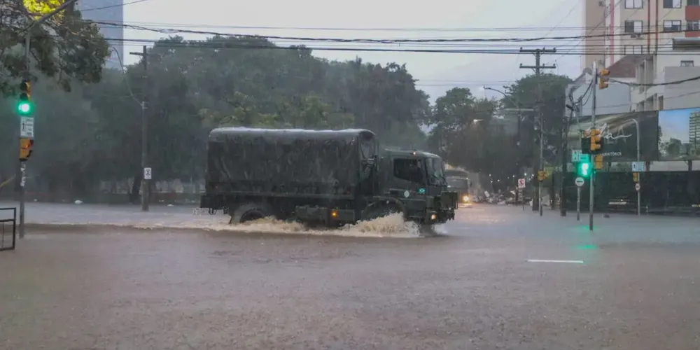 Nas capitais da Região Sul, o calor predomina antes das chuvas, com máxima que chega a 29°C em Curitiba