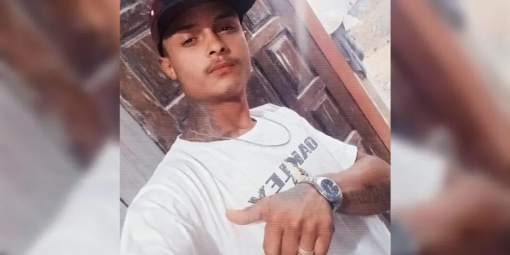 Jovem foi morto a tiros dentro de casa em Almirante Tamandaré