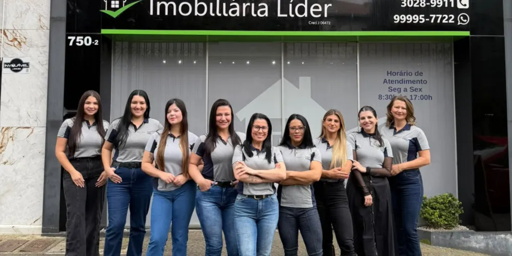Equipe da Imobiliária Líder está pronta para te atender