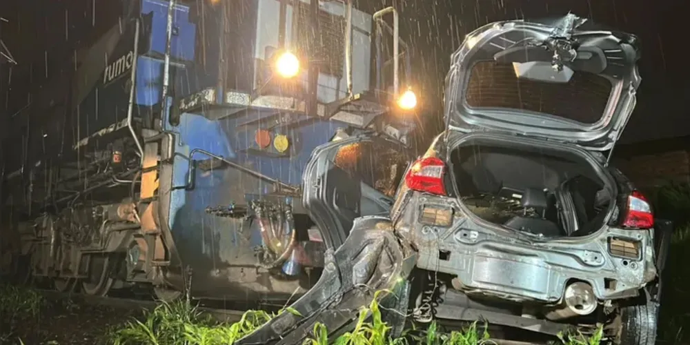 Motorista do carro foi encaminhado para uma unidade hospitalar da região