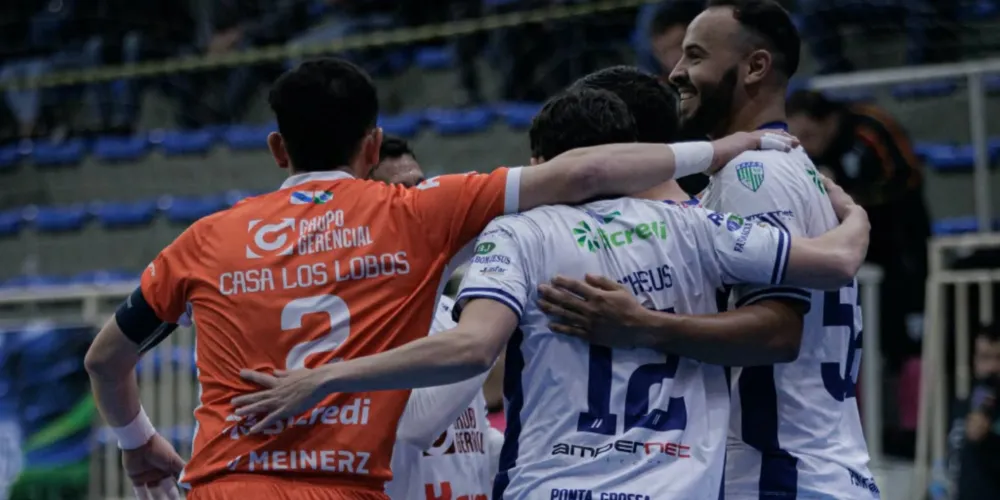 Equipe pontagrossense abriu vantagem no confronto e ficou mais próxima da classificação para a semifinal