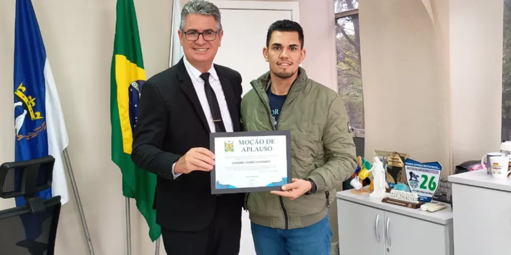Leandro Soares Machado é reconhecido pelo trabalho na educação pública e pela inovação em sala de aula