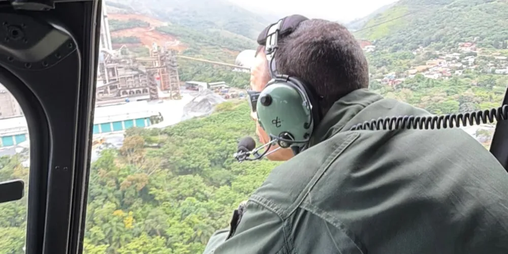 A missão contou com piloto em comando, segundo piloto e operador aerotático