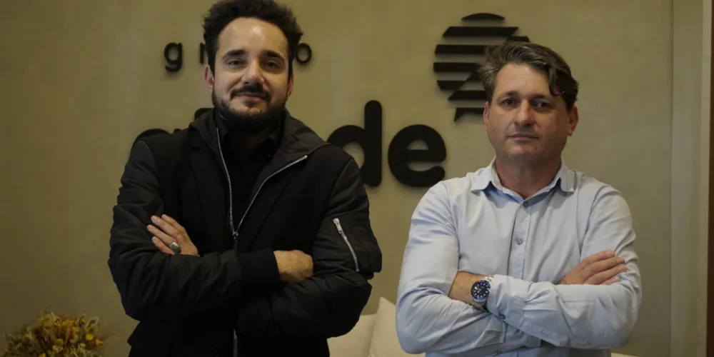 Leonardo Castelo, presidente da 300 Franchising e Marco Borba, do Grupo Mestre