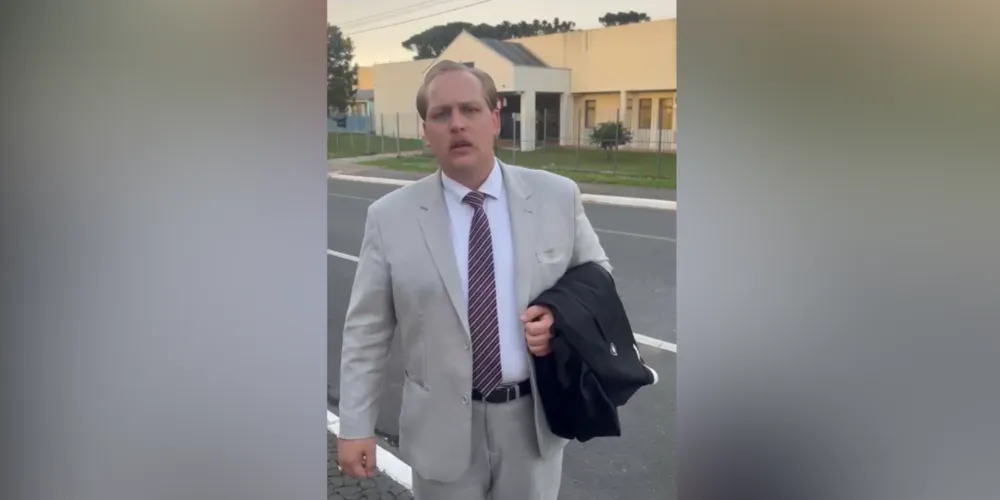 Advogado Yuri Kozan criticou adiamento de audiência e pediu liberdade para pai e filho presos há mais de um ano
