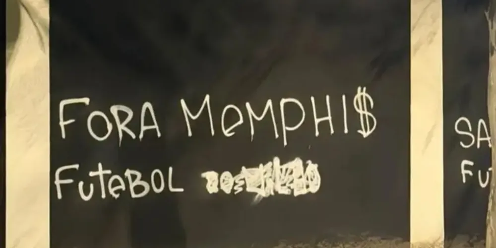 Fora Memphis pichado nos muros do corinthians