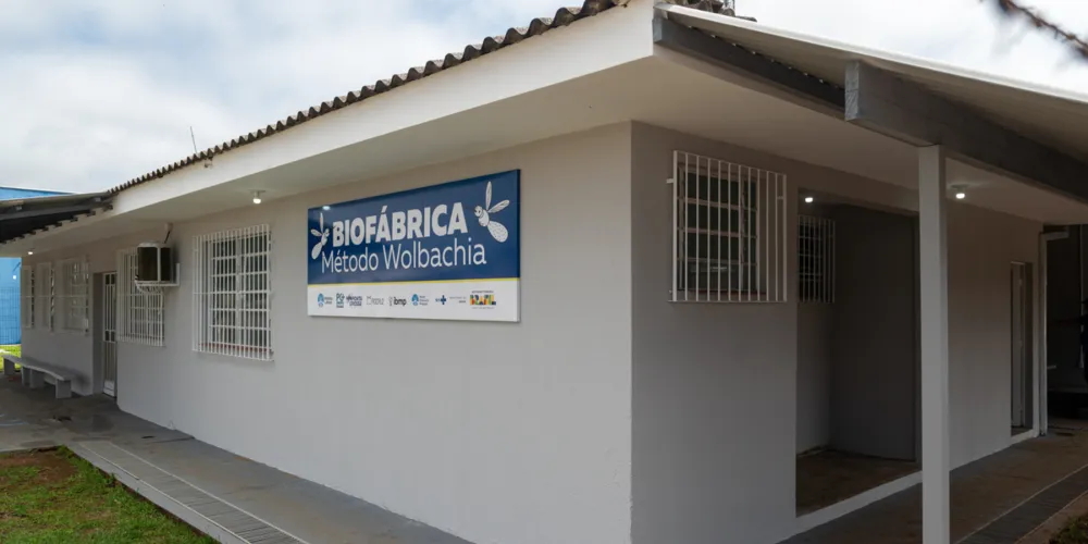 A unidade está localizada na Rua Padre Denis Quality, s/n, Jardim Paraíso