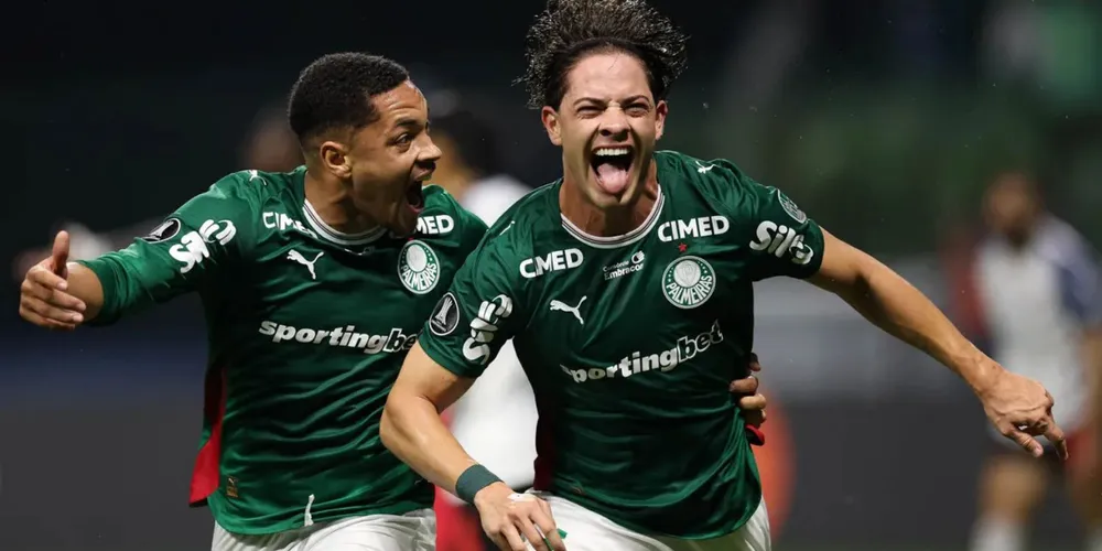Agustín Giay comemora o gol que marcou pelo Palmeiras contra a LDU