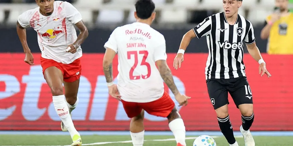 Montoro tenta levar o Botafogo ao ataque