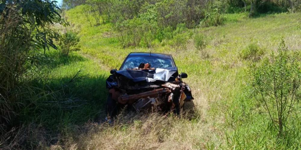 O carro envolvido no acidente foi um Ford Fiesta