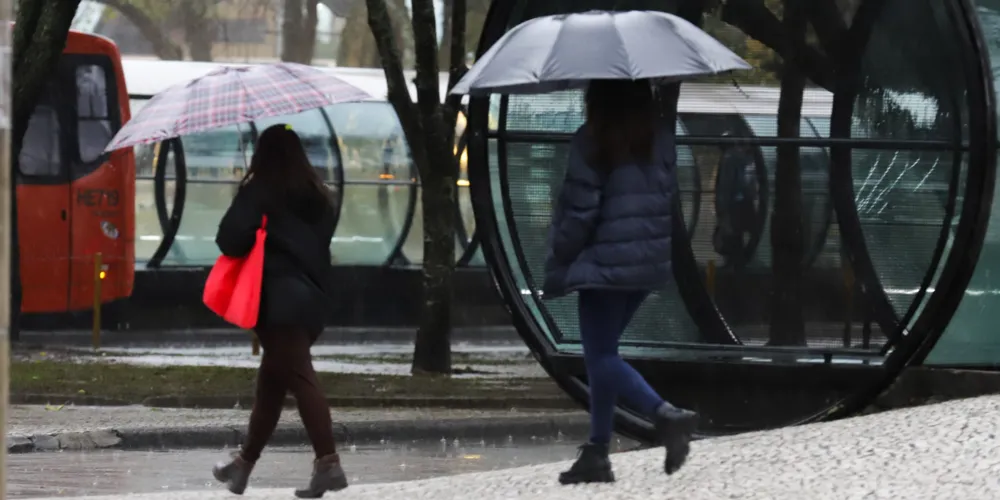 As temperaturas médias ficaram em junho dentro a abaixo da climatologia