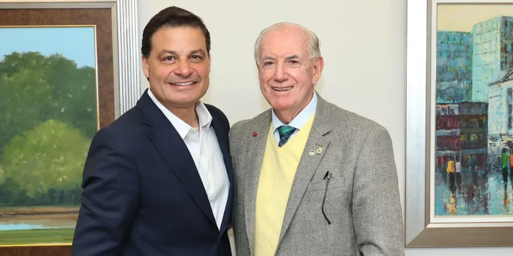Sandro Alex (à esquerda), candidato ao Governo do Paraná