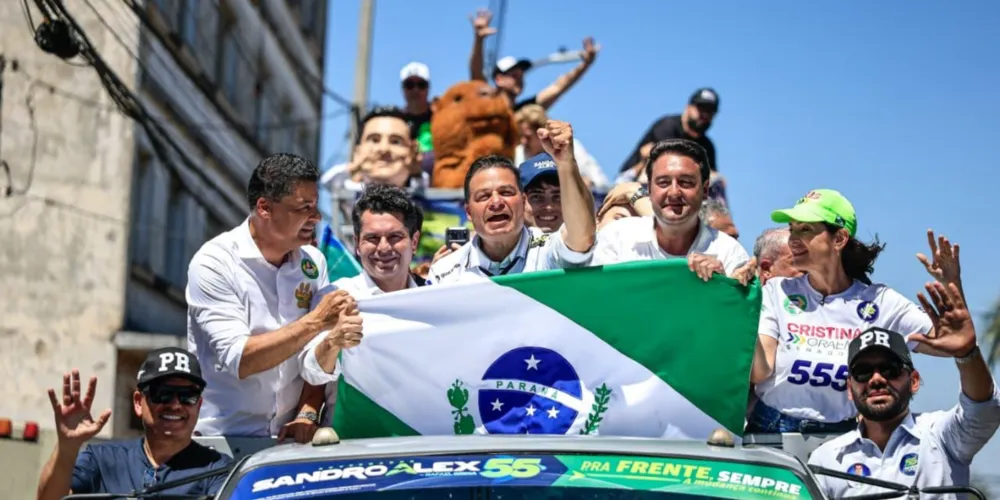 Carreata foi realizada neste sábado (26)