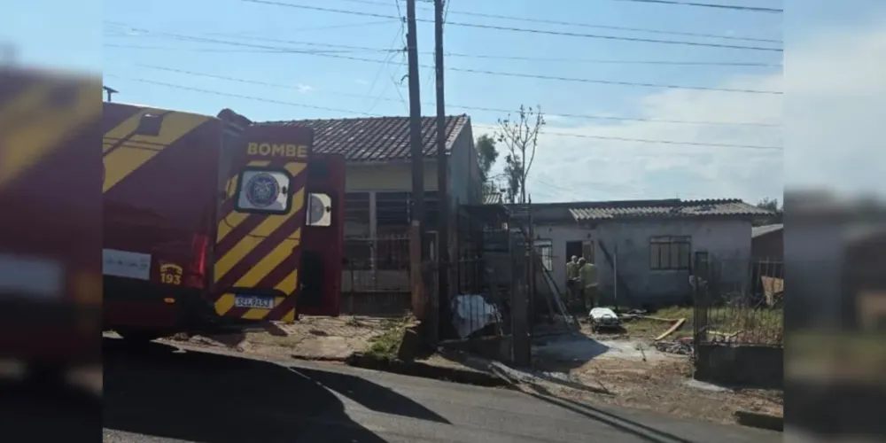 Homem sofre queda de 3 metros