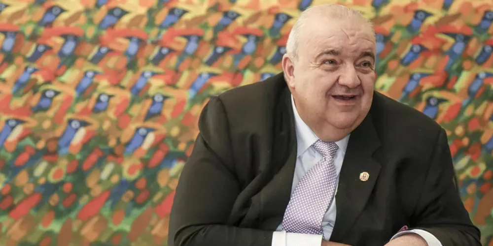 Greca foi prefeito de Curitiba por três mandatos e concorreu ao cargo de vice-governador na chapa de Sandro Alex