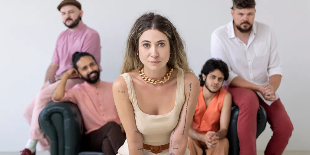 A Banda Mais Bonita da Cidade nasceu em Curitiba e conta com um dos seus maiores sucessos, "Oração"
