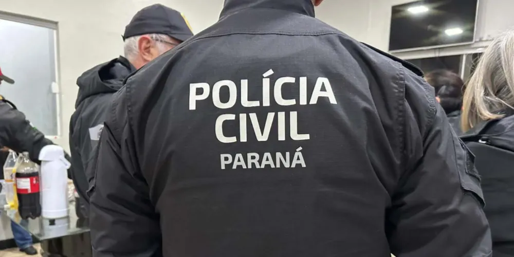 A vítima, de 53 anos, foi encontrada sem vida em meio a uma plantação, atingida por disparos de arma de fogo