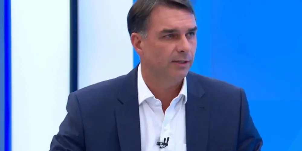 Candidato afirmou ter ficado surpreso com as investigações e disse que espera que os aliados provem a própria inocência